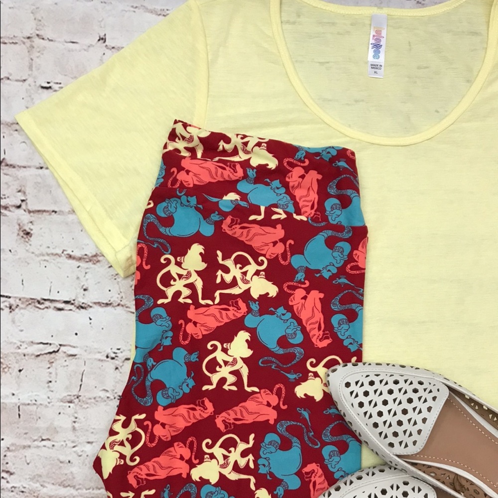 Z🐞Lularoe Outfit Disney Aladdin Abu & Genie Size XL